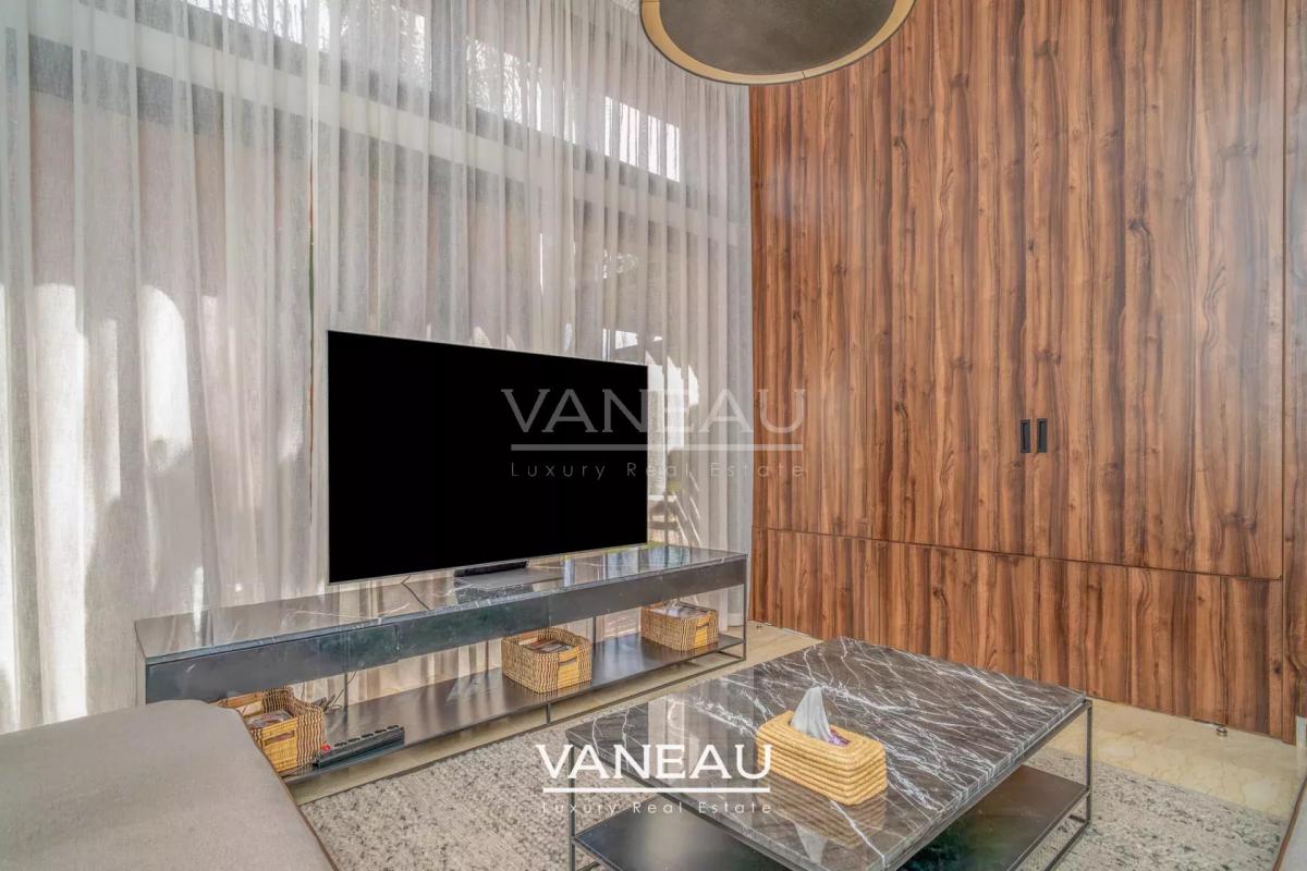 Villa contemporaine en deuxième ligne de Golf