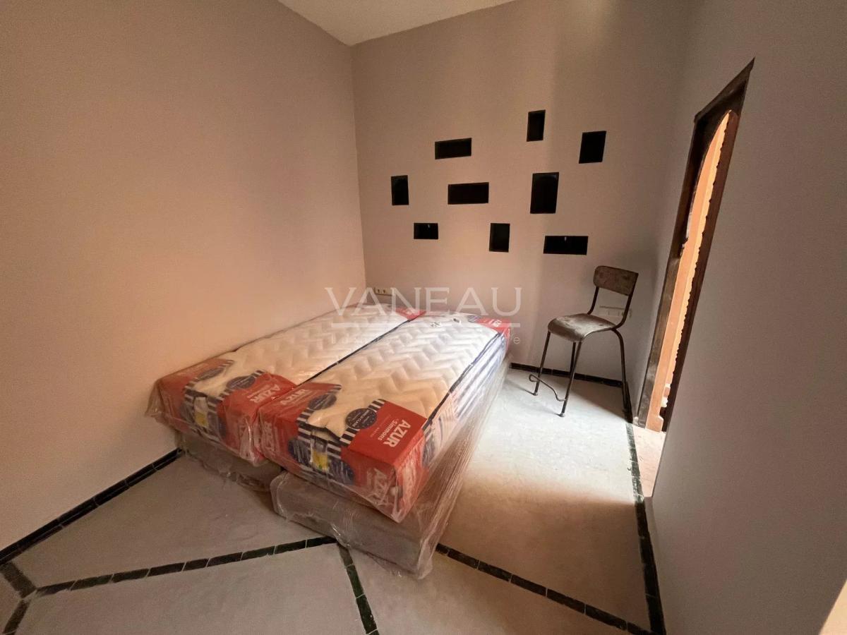Grand riad en cour de rénovation Larousse/ Bab Doukala