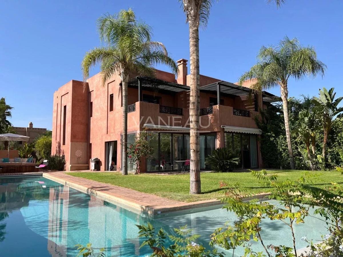 Villa front de front de golf  vue sur Atlas.