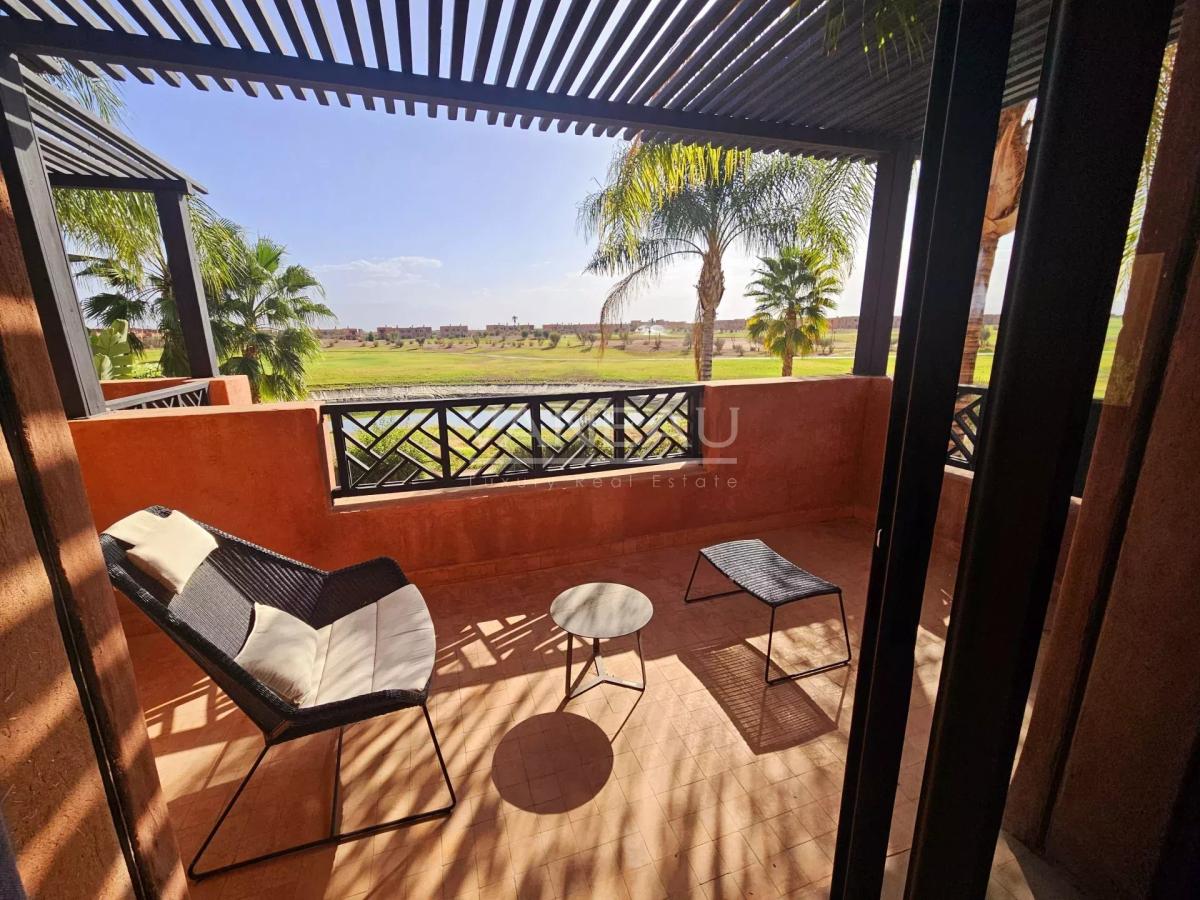 Villa front de front de golf  Ourika  vue sur Atlas.