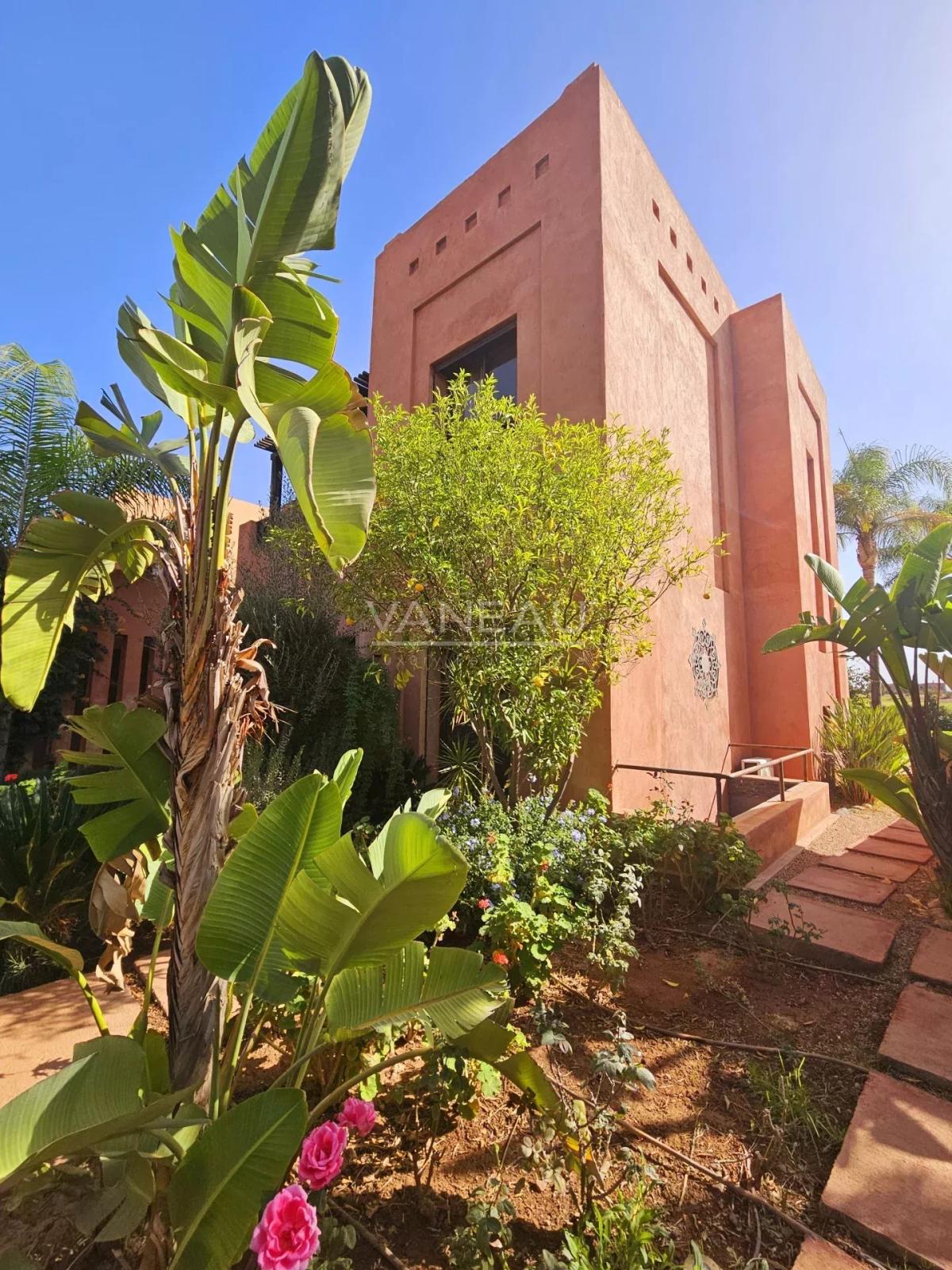 Villa front de front de golf  Ourika  vue sur Atlas.