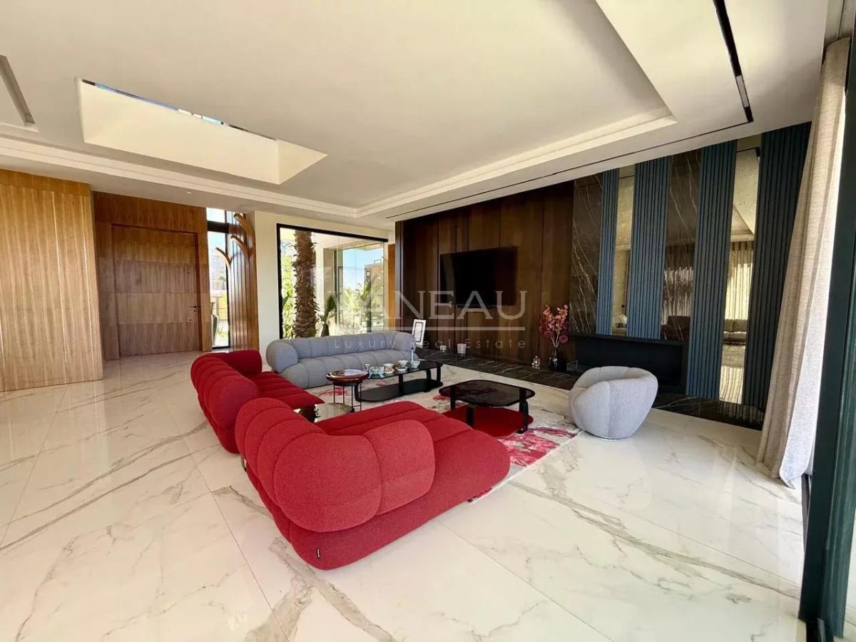 Villa au coeur d'un prestigieux golf