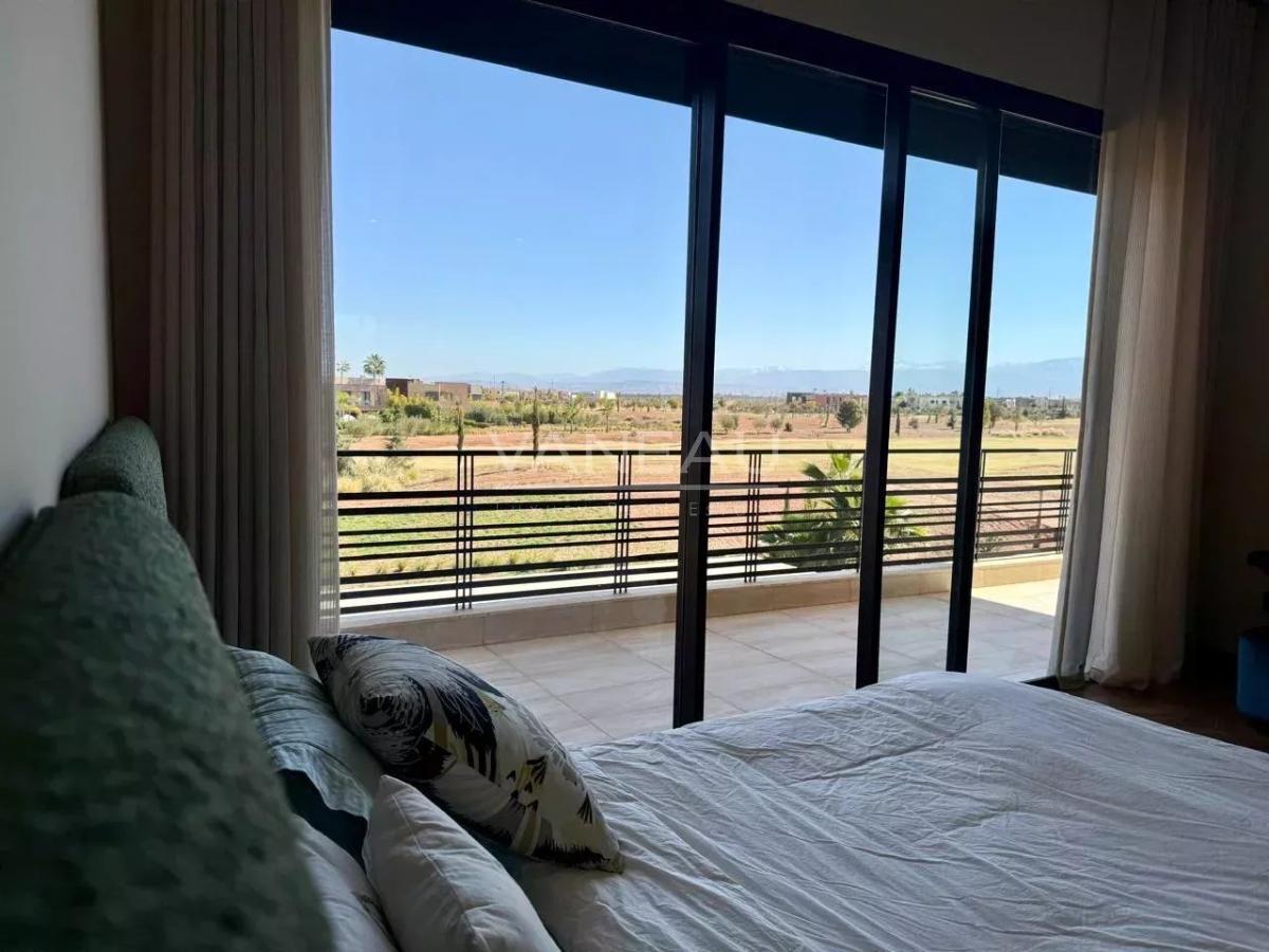 Villa au coeur d'un prestigieux golf
