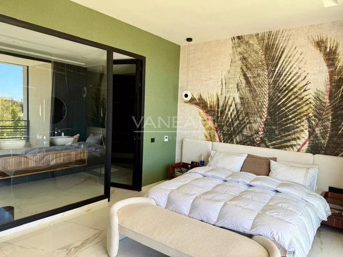 Villa au coeur d'un prestigieux golf