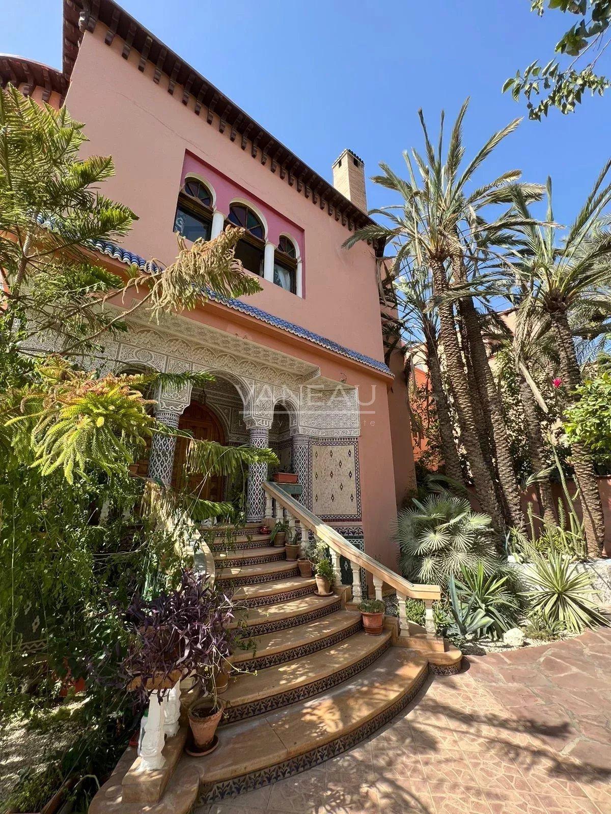 Rare grande et belle villa en plein centre Marrakech