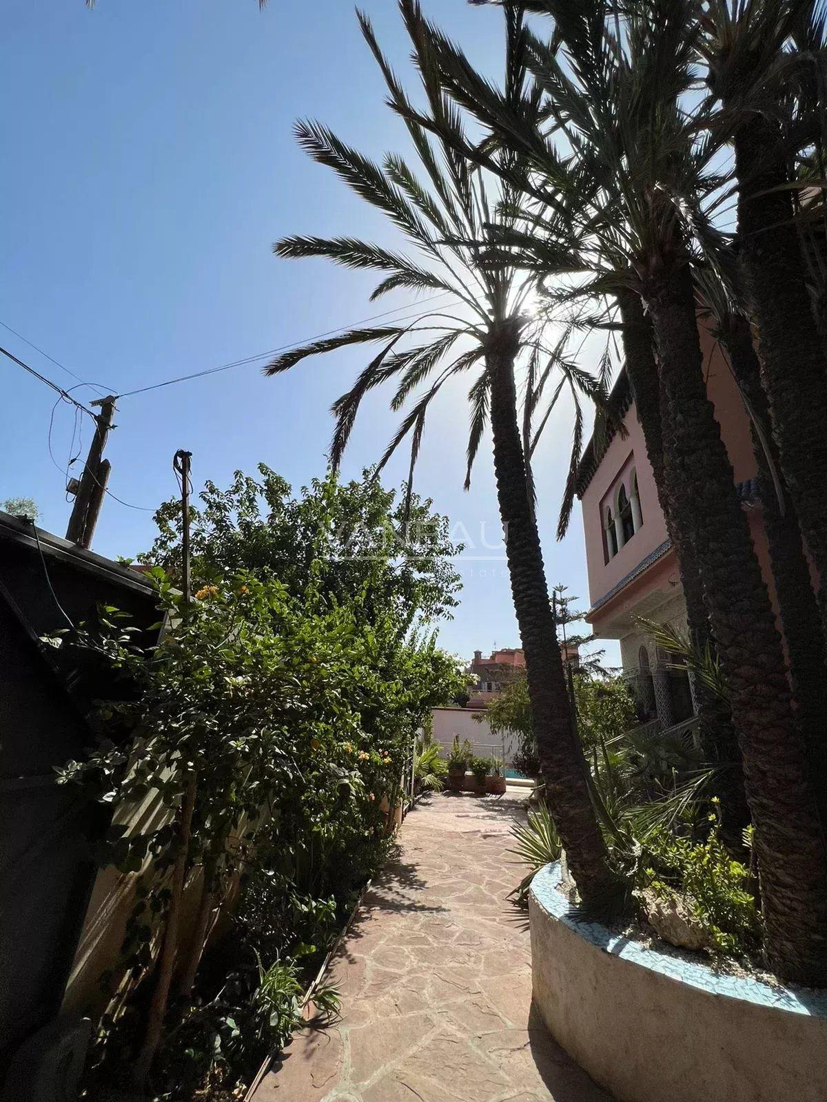 Rare grande et belle villa en plein centre Marrakech