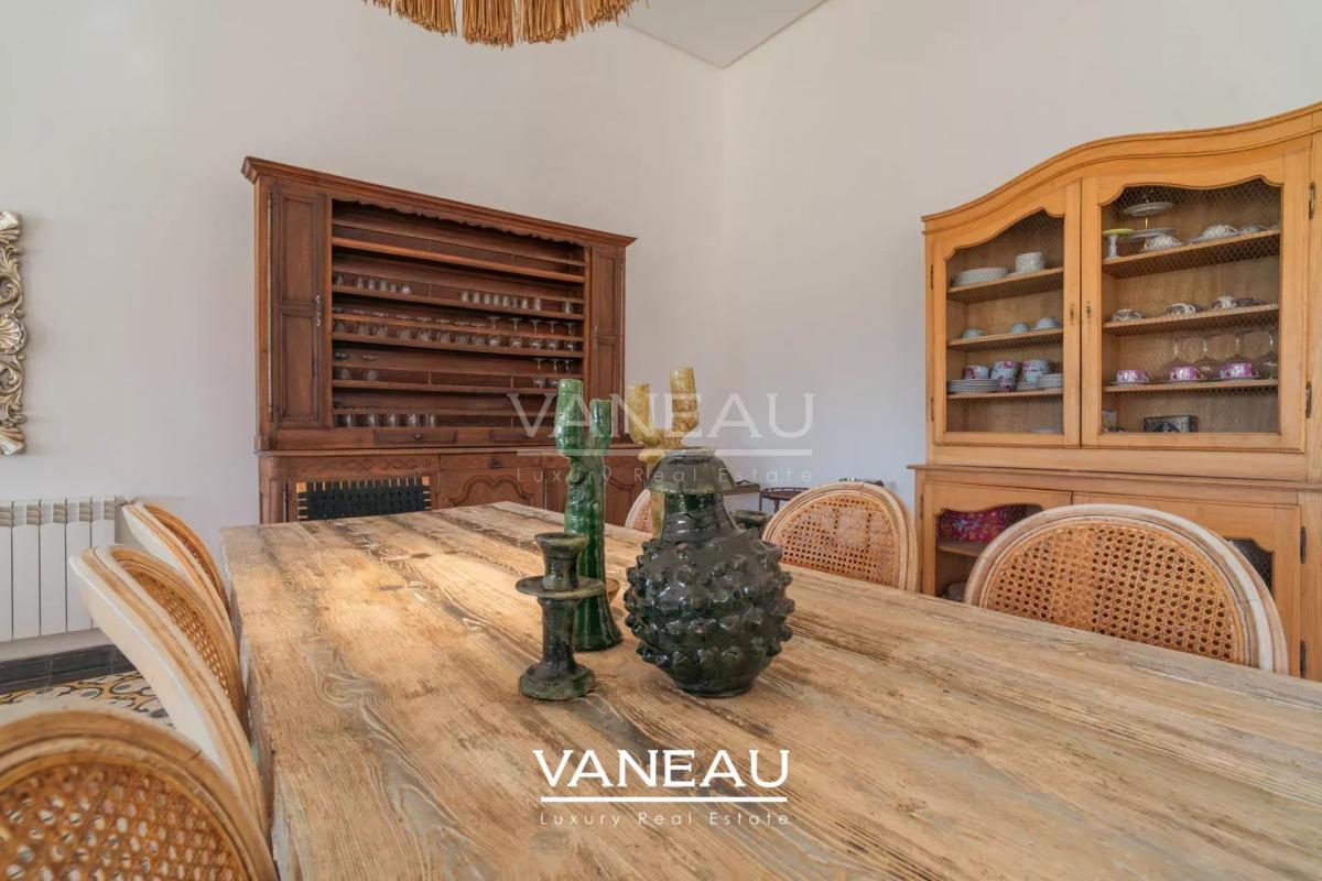 *** Maison avec un terrain de 4 hectares***