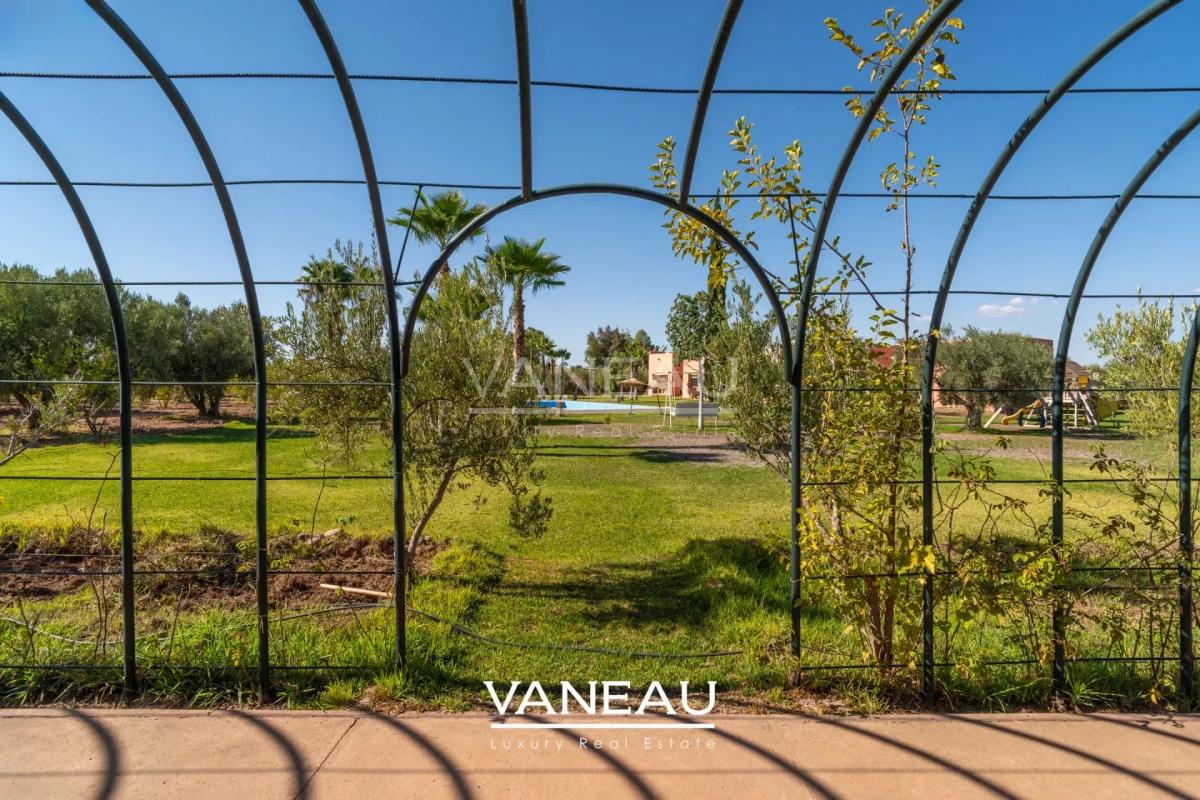 *** Maison avec un terrain de 4 hectares***