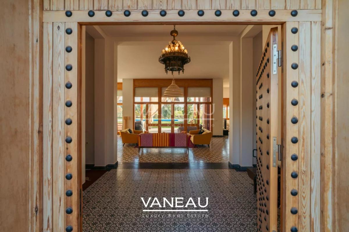 *** Maison avec un terrain de 4 hectares***