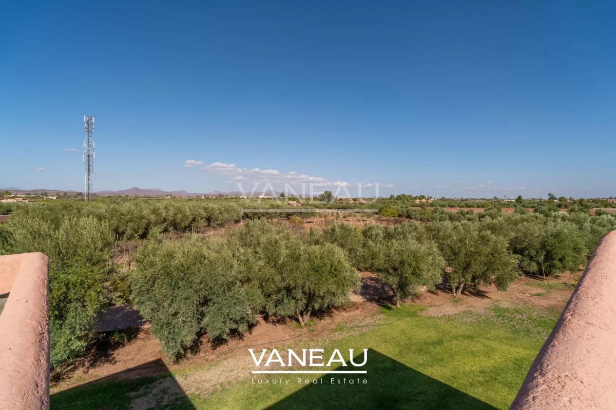 *** Maison avec un terrain de 4 hectares***