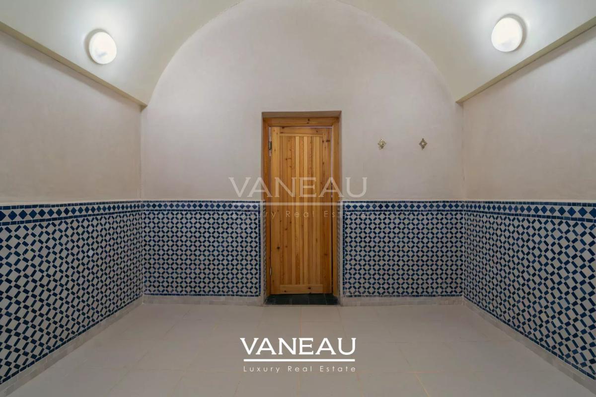 *** Maison avec un terrain de 4 hectares***