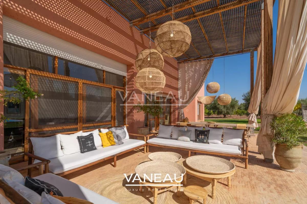*** Maison avec un terrain de 4 hectares***