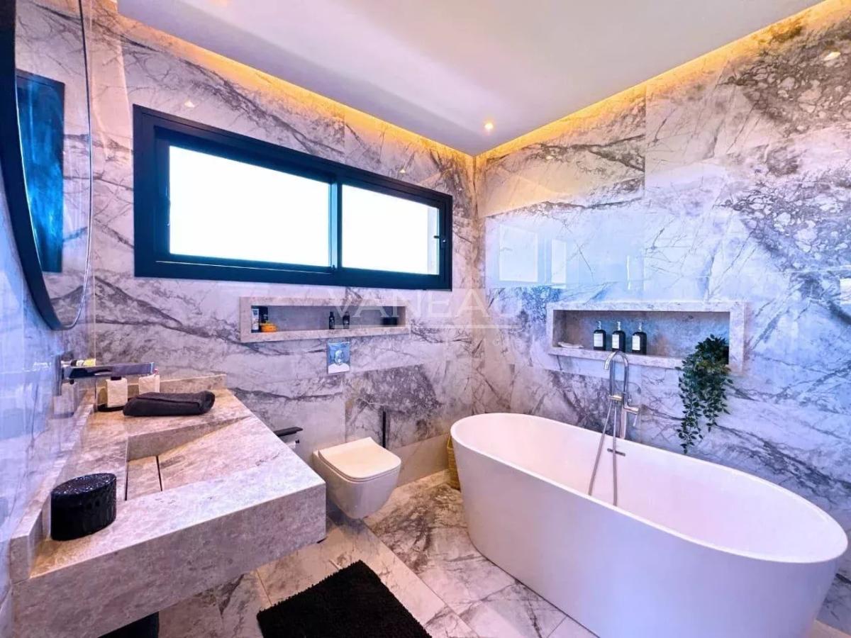 Villa de préstige à Vendre sur Golf