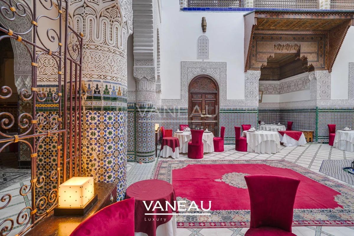 Riad Historique à Vendre - 770 m² au Sol