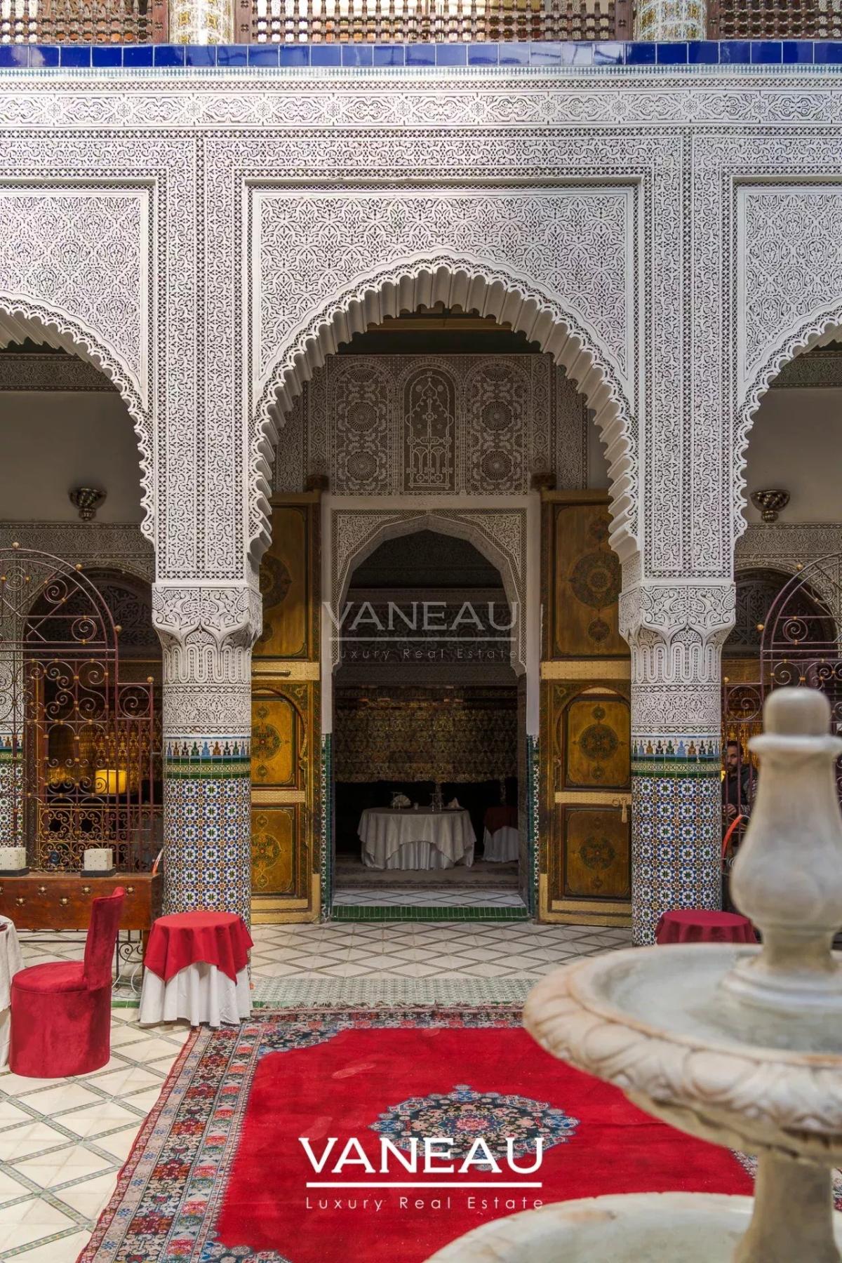Riad Historique à Vendre - 770 m² au Sol