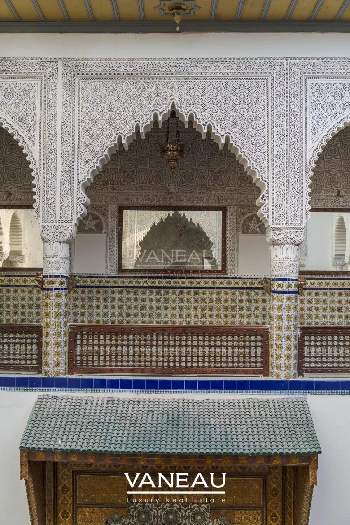 Riad Historique à Vendre - 770 m² au Sol