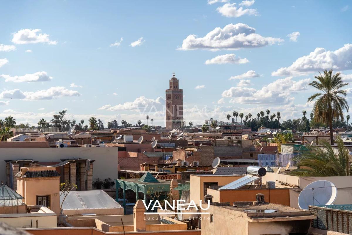Riad Historique à Vendre - 770 m² au Sol