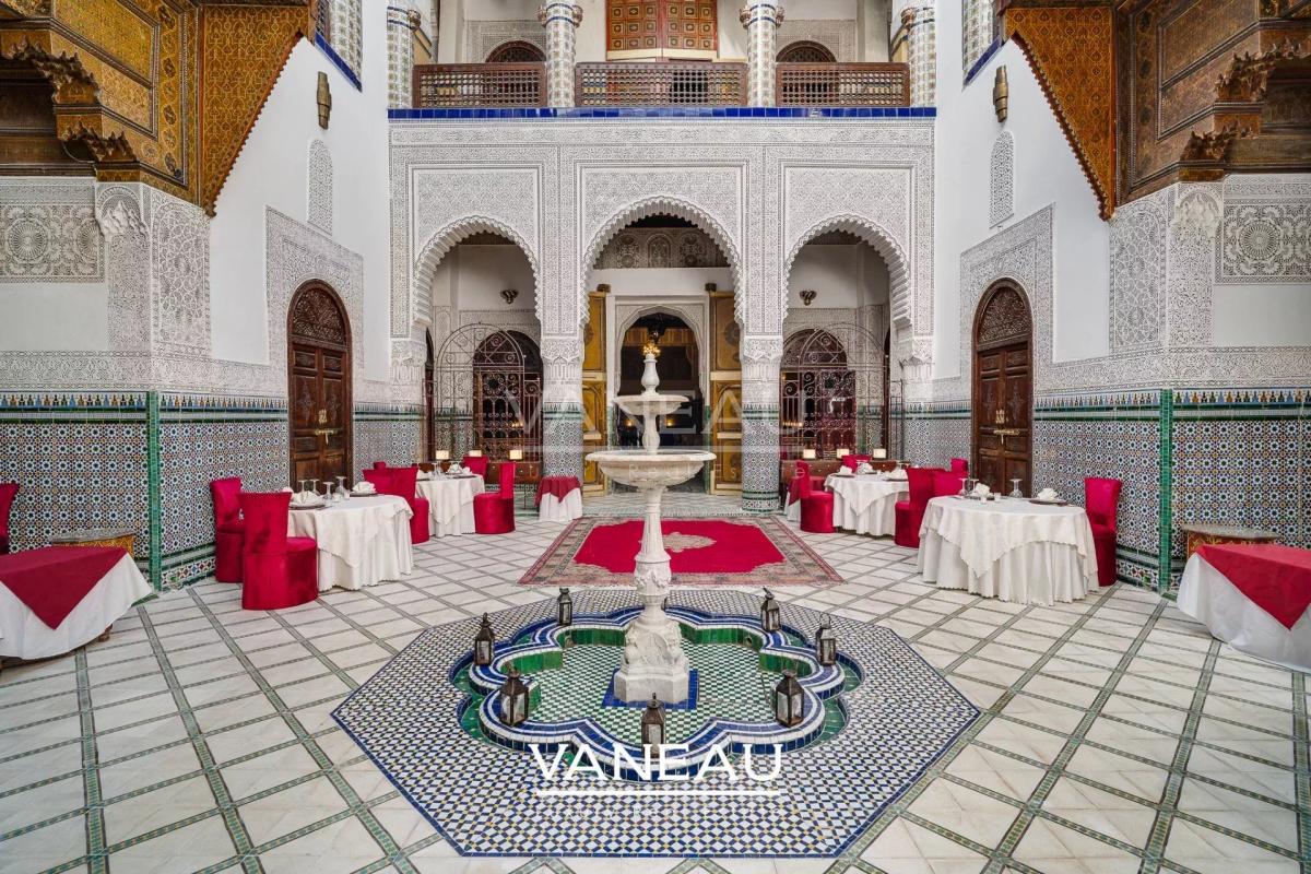 Riad Historique à Vendre - 770 m² au Sol