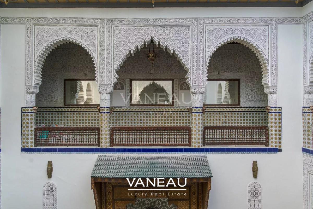 Riad Historique à Vendre - 770 m² au Sol