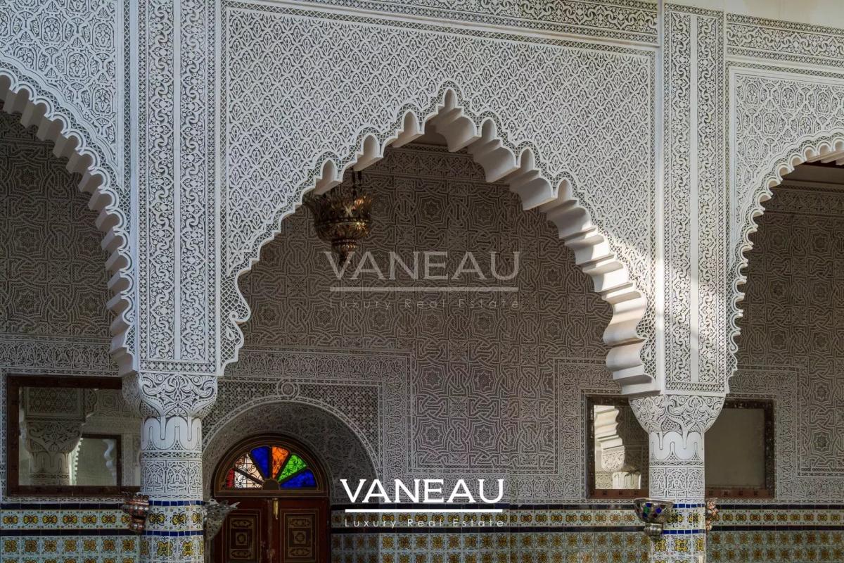 Riad Historique à Vendre - 770 m² au Sol