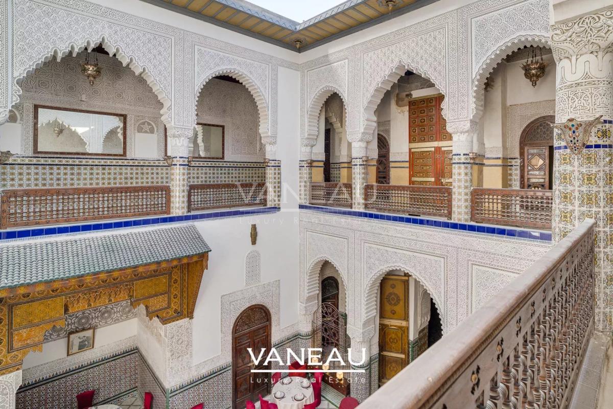 Riad Historique à Vendre - 770 m² au Sol