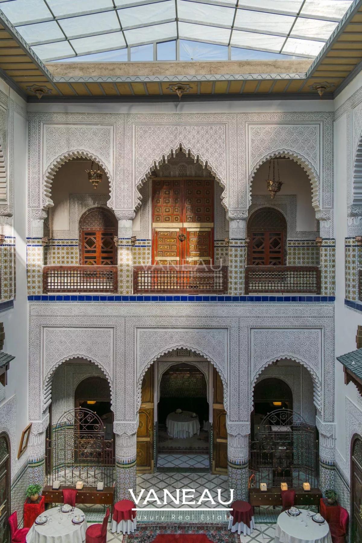 Riad Historique à Vendre - 770 m² au Sol