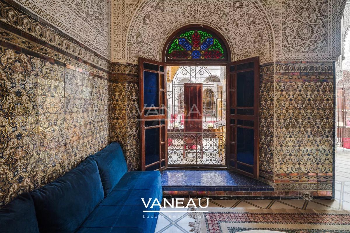 Riad Historique à Vendre - 770 m² au Sol