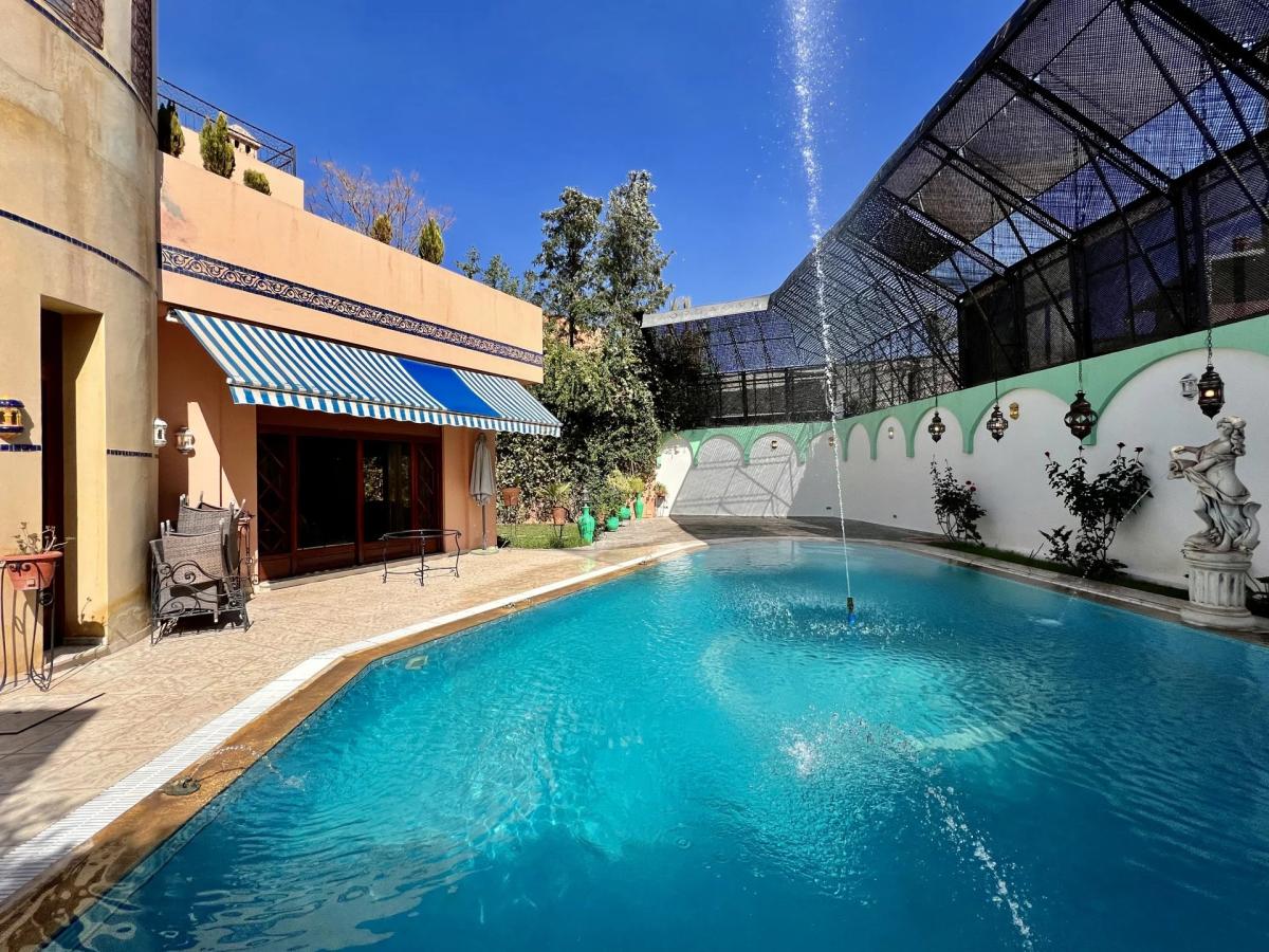 Magnifique maison de maître à Vendre à 10 min du centre ville