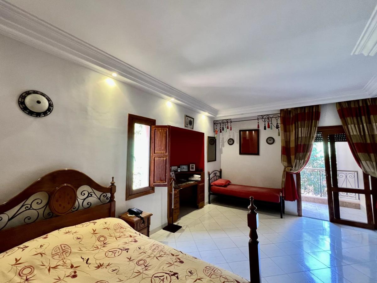 Magnifique maison de maître à Vendre à 10 min du centre ville