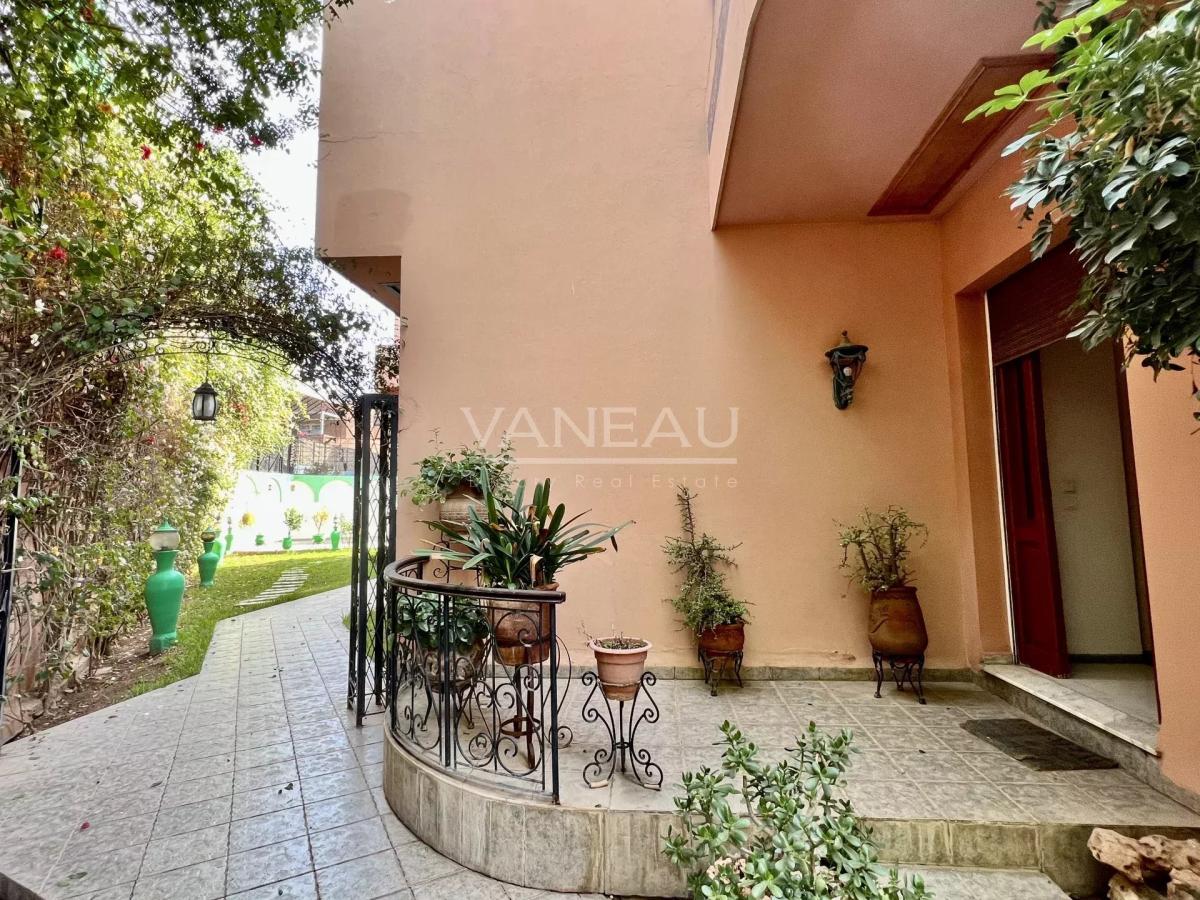 Magnifique maison de maître à Vendre à 10 min du centre ville
