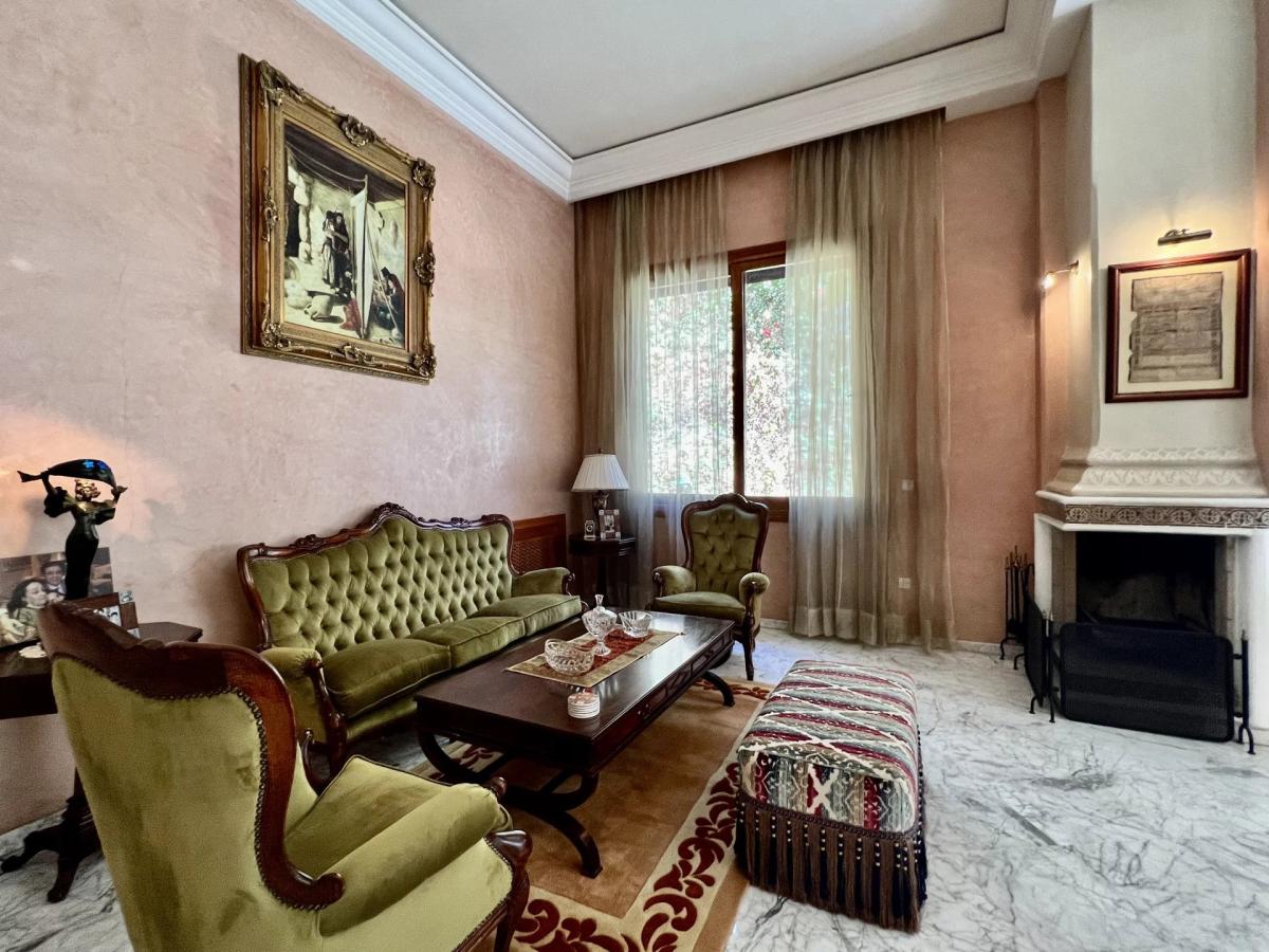Magnifique maison de maître à Vendre à 10 min du centre ville