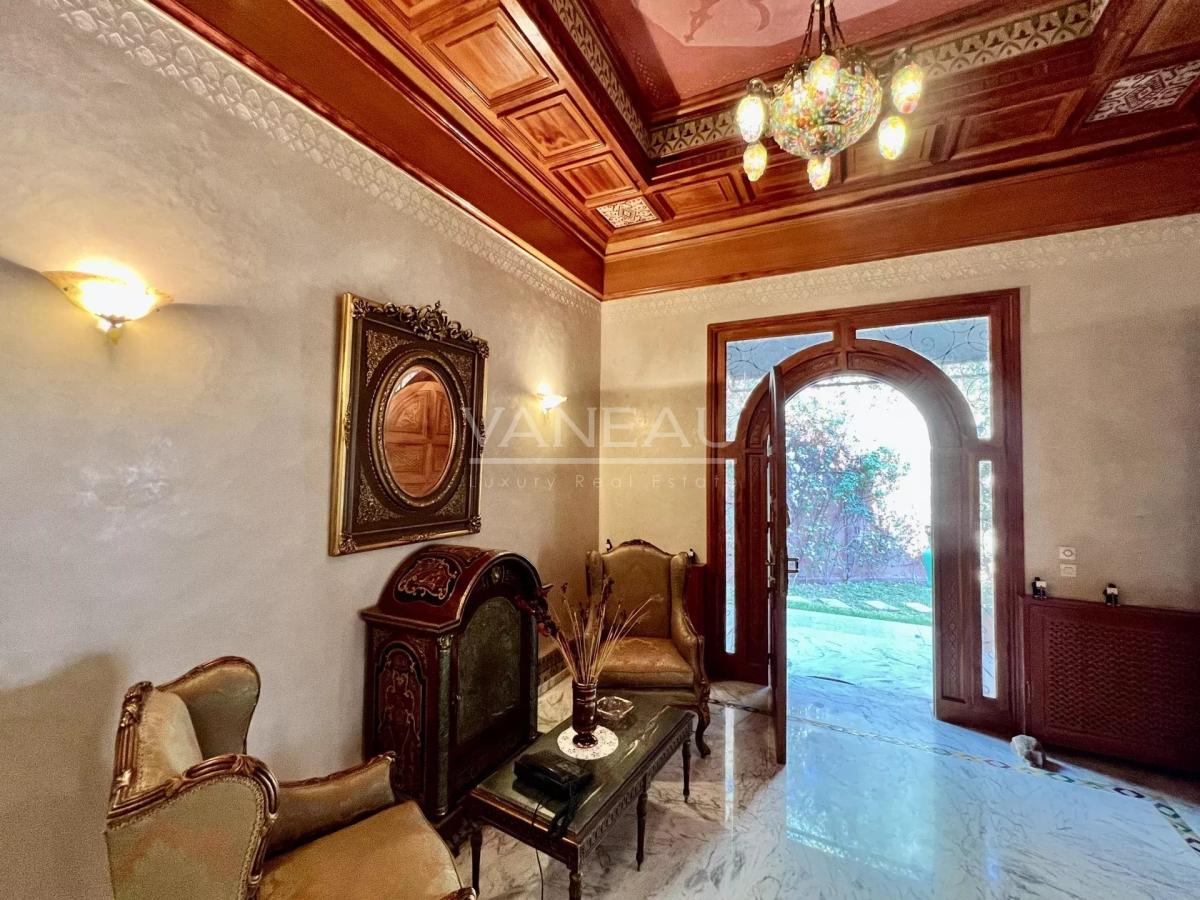 Magnifique maison de maître à Vendre à 10 min du centre ville