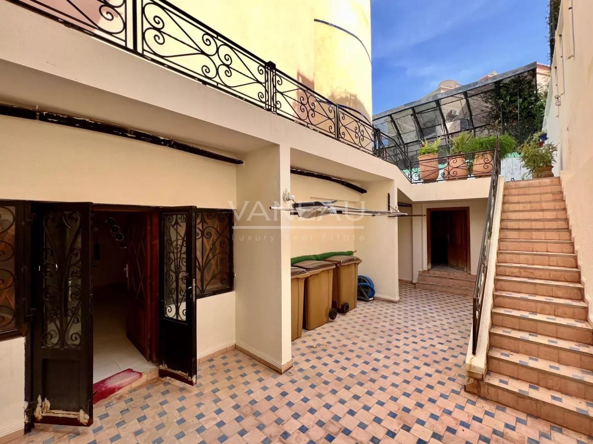 Magnifique maison de maître à Vendre à 10 min du centre ville