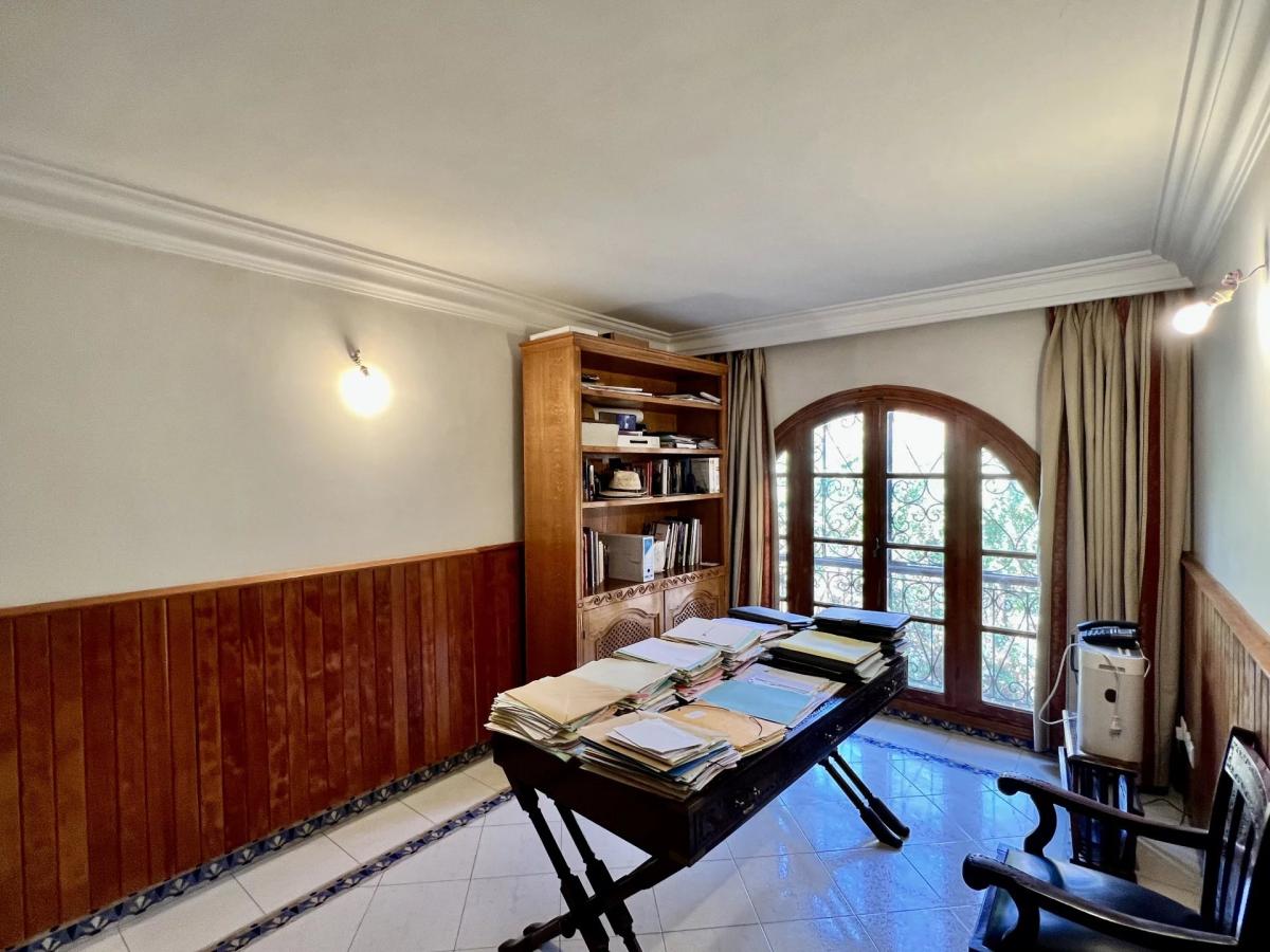 Magnifique maison de maître à Vendre à 10 min du centre ville