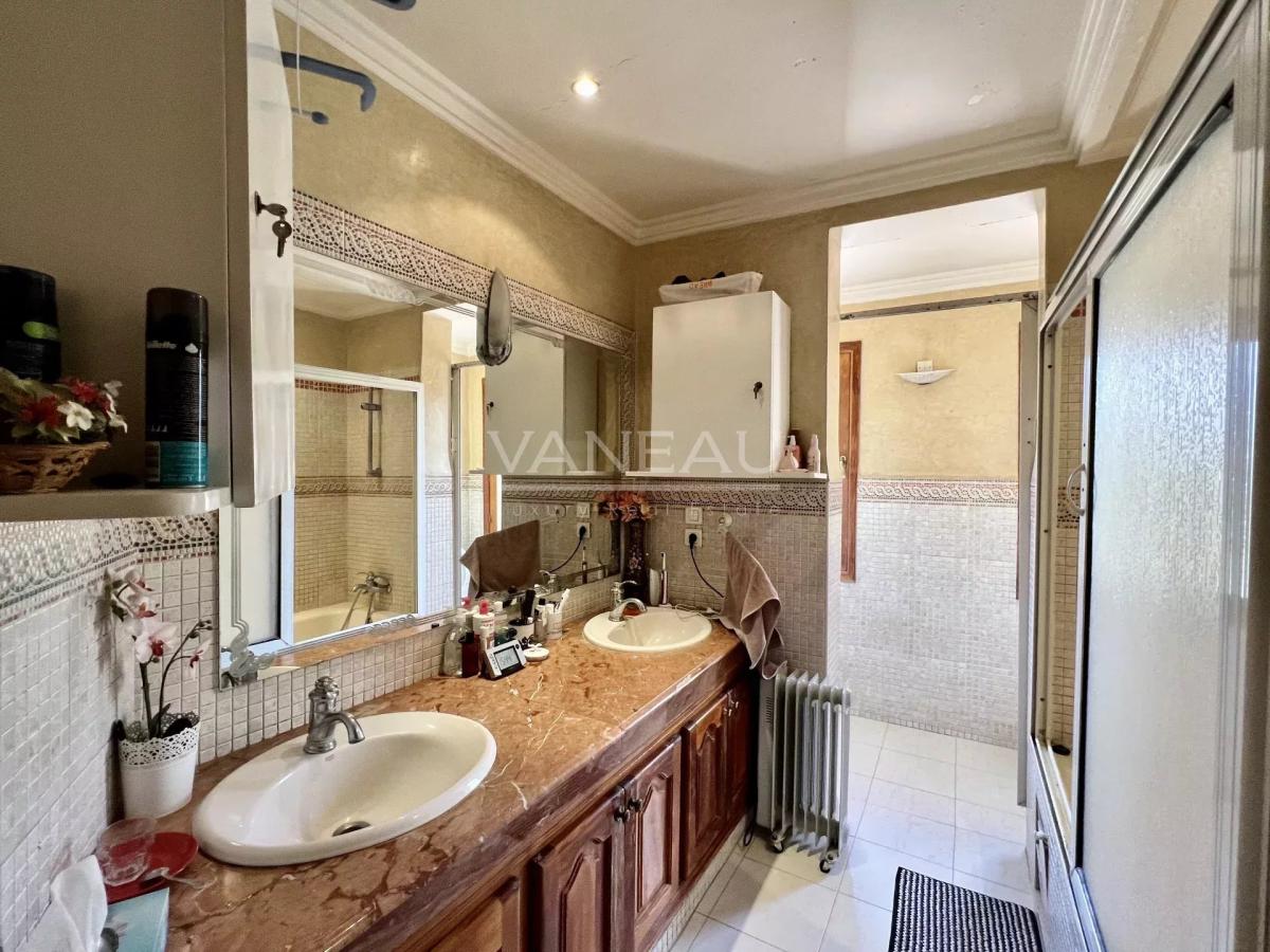 Magnifique maison de maître à Vendre à 10 min du centre ville