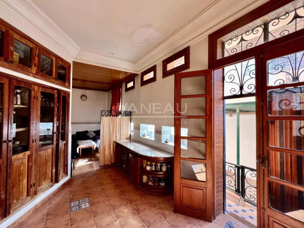 Magnifique maison de maître à Vendre à 10 min du centre ville