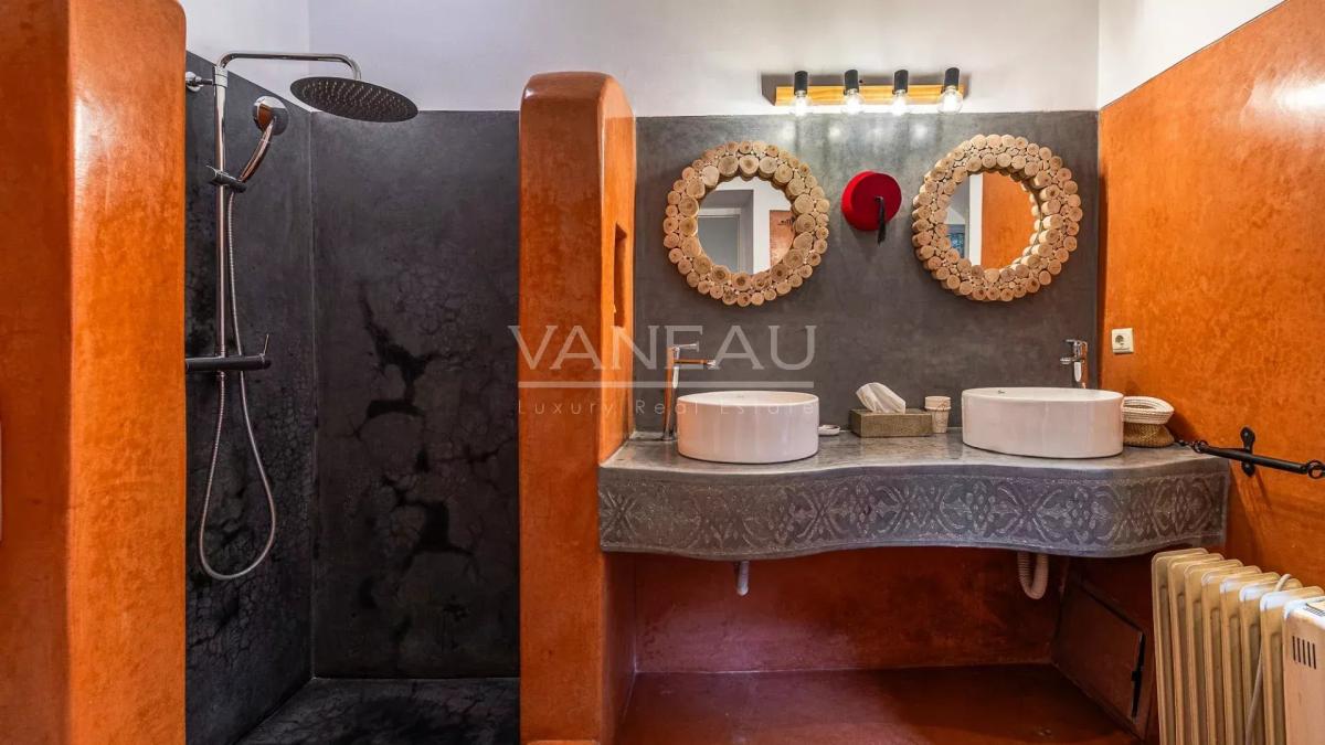 Maison d'hôte 7 pièces de type moderne orientale