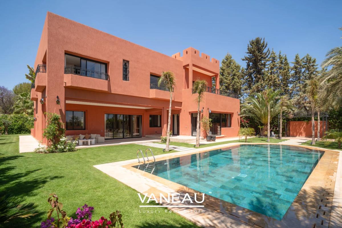Villa d'architecte à vendre sur Golf