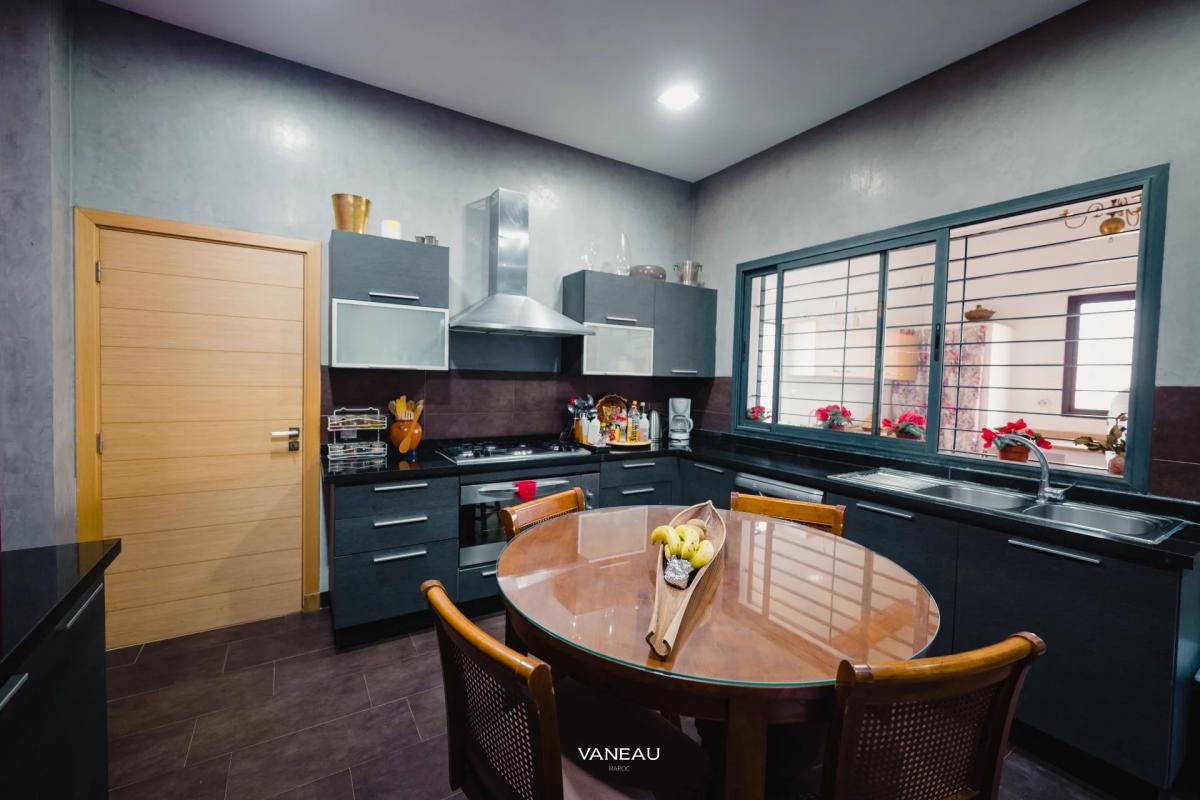 Villa de 650 m² à vendre sur Bouskoura - Maroc