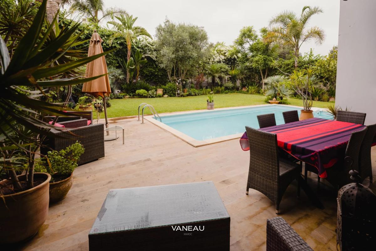 Villa de 650 m² à vendre sur Bouskoura - Maroc