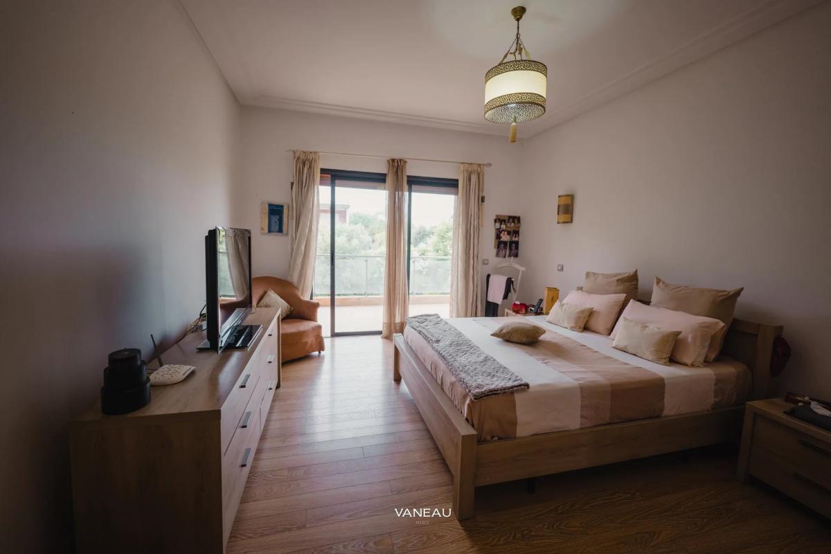 Villa de 650 m² à vendre sur Bouskoura - Maroc