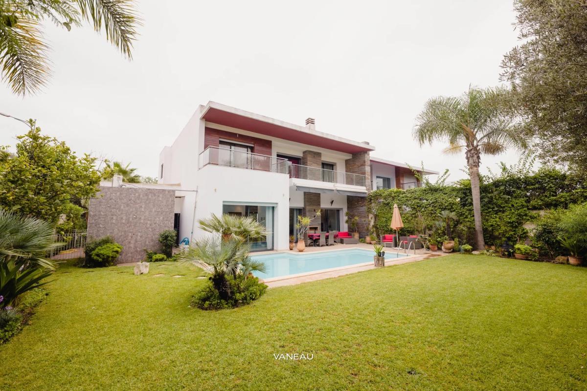 Villa de 650 m² à vendre sur Bouskoura - Maroc