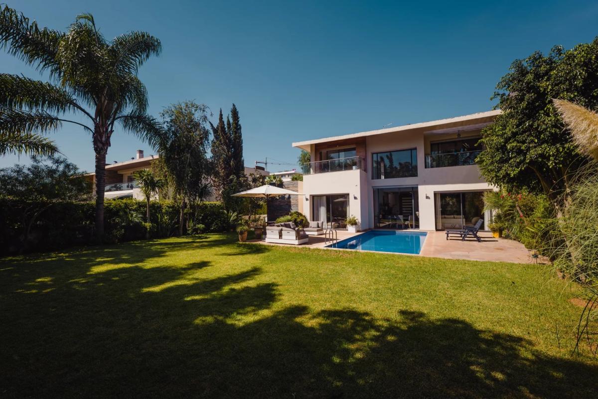 Villa de 730 m² à vendre sur Bouskoura - Maroc