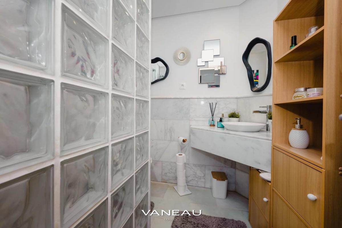 Appartement de 154 m² à vendre à Dar Bouazza, Maroc