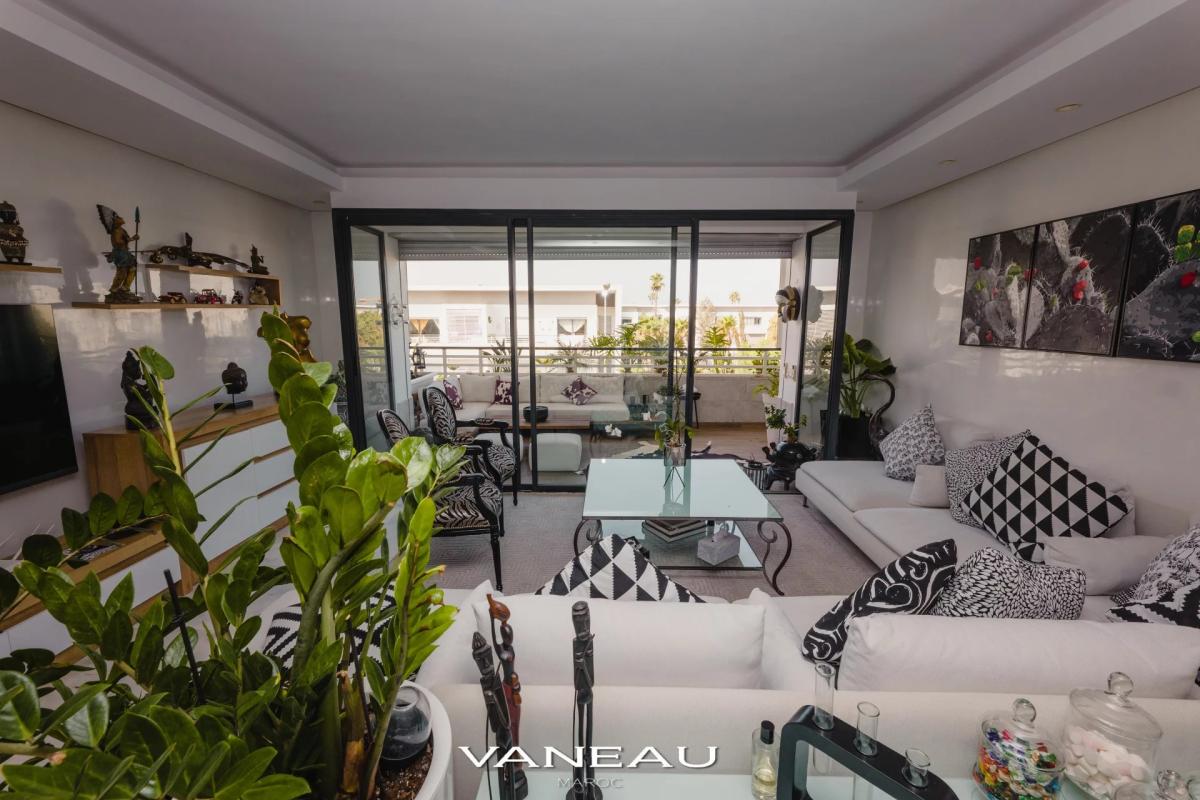 Appartement de 154 m² à vendre à Dar Bouazza, Maroc