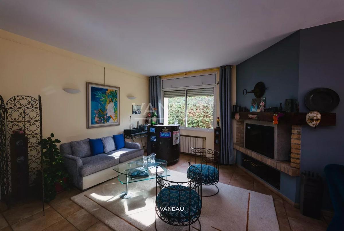 Superbe villa de 800 m² à vendre aux Crêtes (Haut Polo)  à Casab