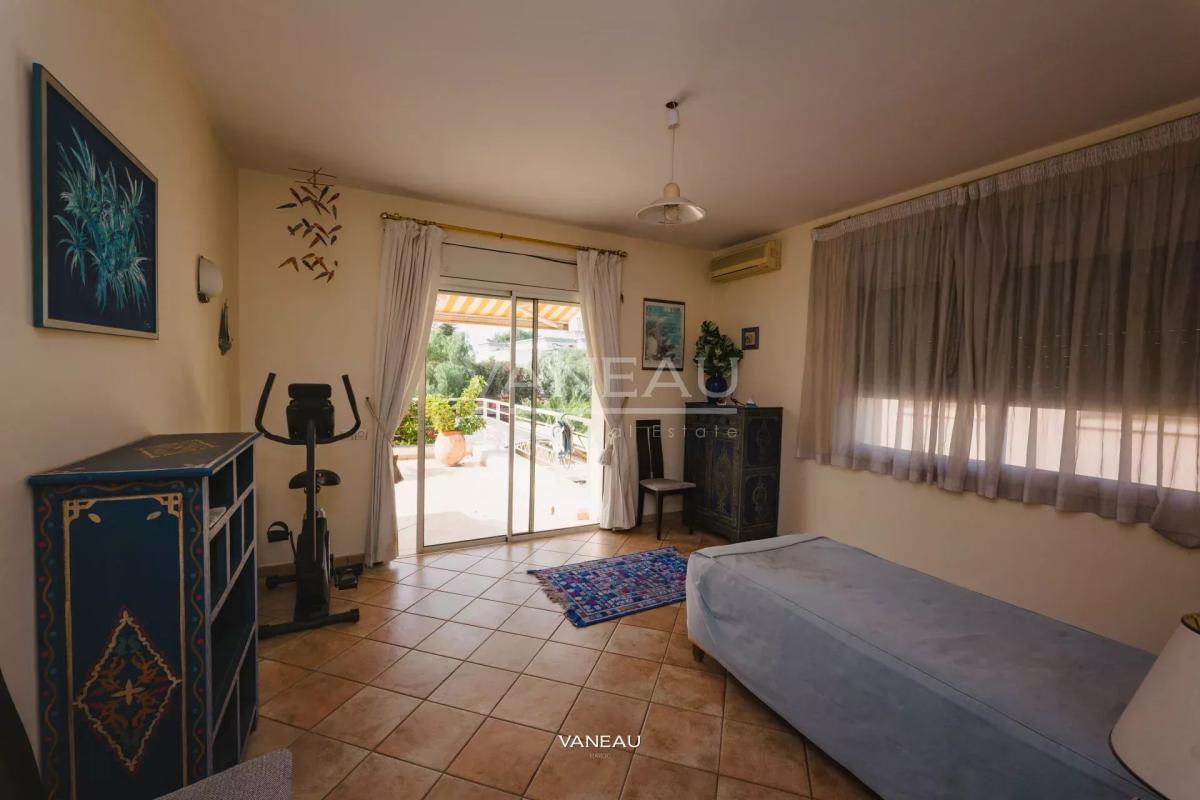 Superbe villa de 800 m² à vendre aux Crêtes (Haut Polo)  à Casab