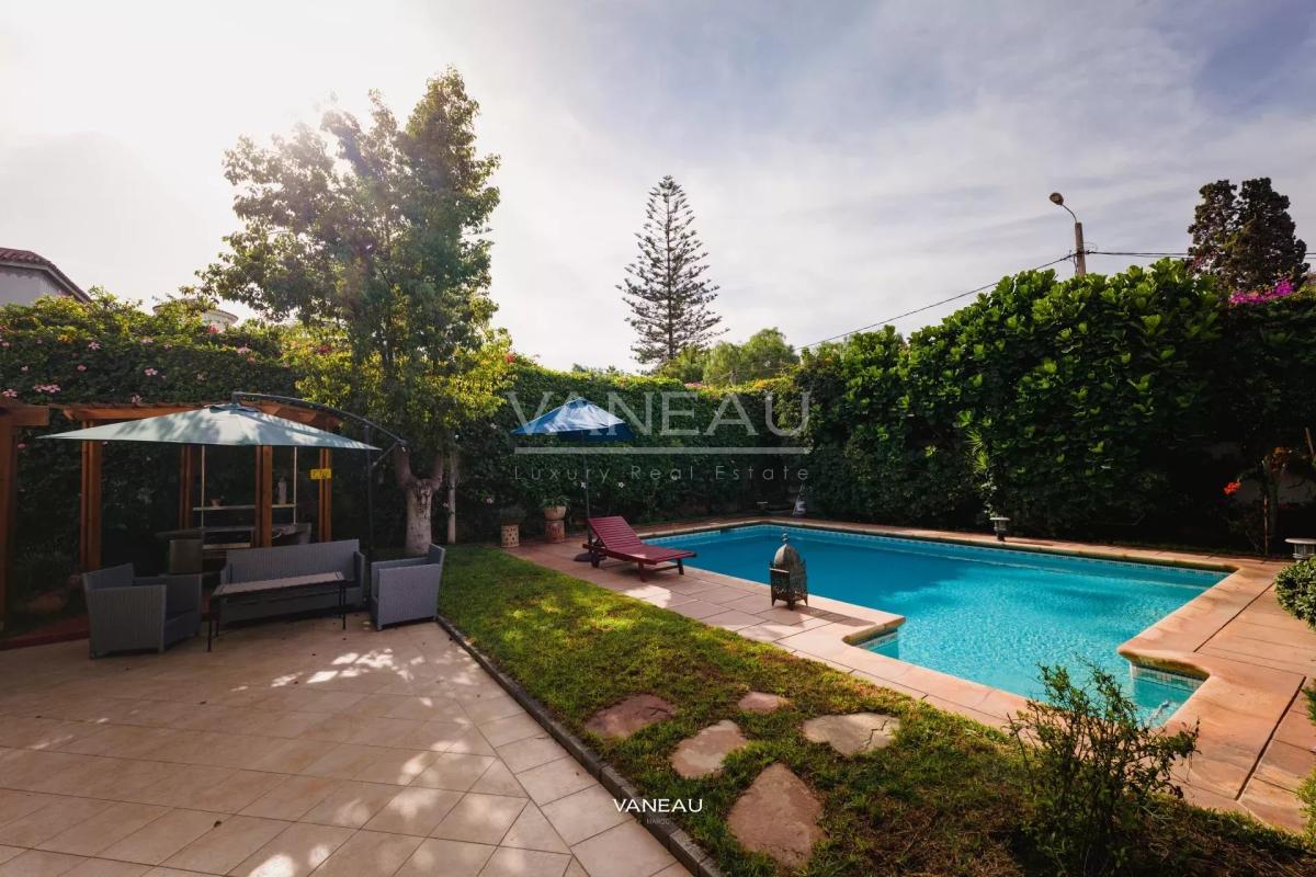 Superbe villa de 800 m² à vendre aux Crêtes (Haut Polo)  à Casab