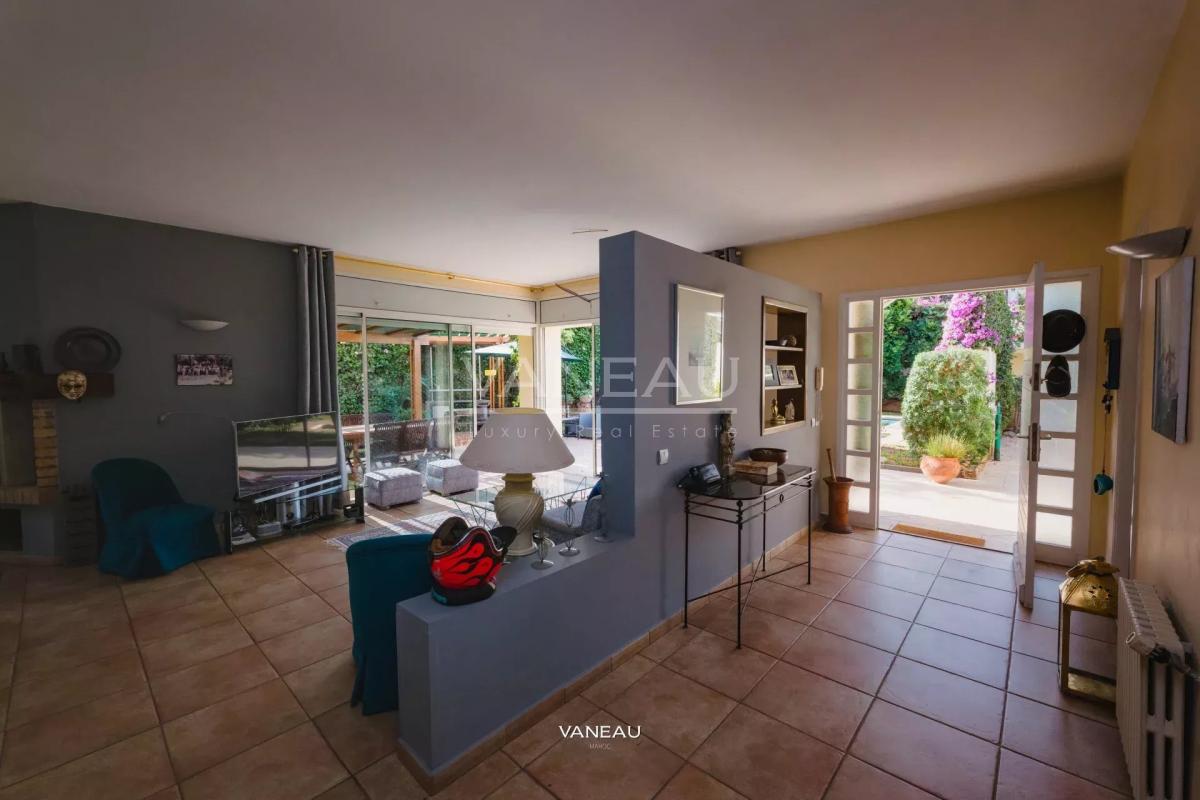 Superbe villa de 800 m² à vendre aux Crêtes (Haut Polo)  à Casab