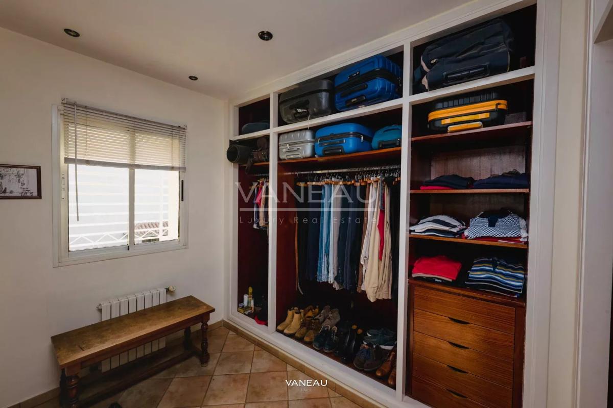 Superbe villa de 800 m² à vendre aux Crêtes (Haut Polo)  à Casab